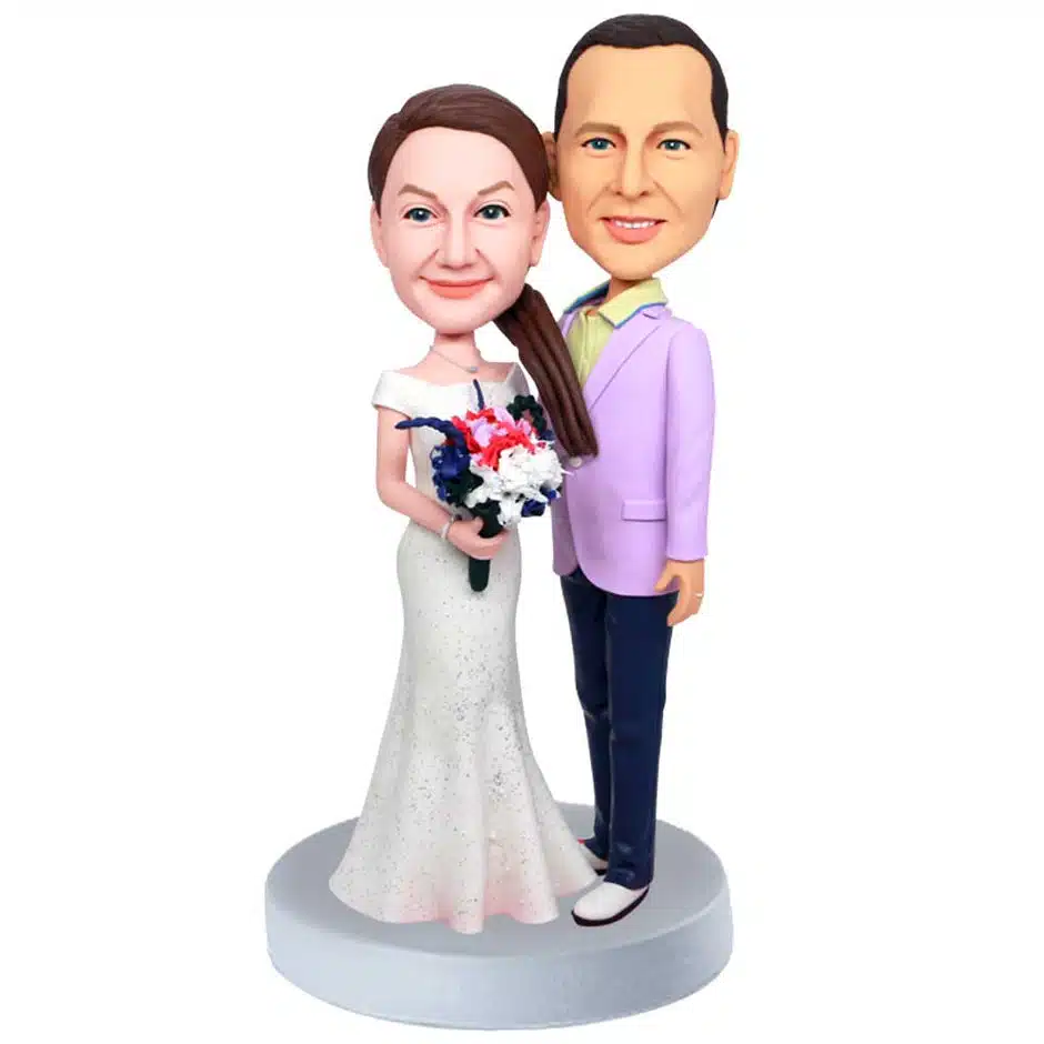 Loving-couple-happy-on-anniversary-custom-dress-bobblehead-doll